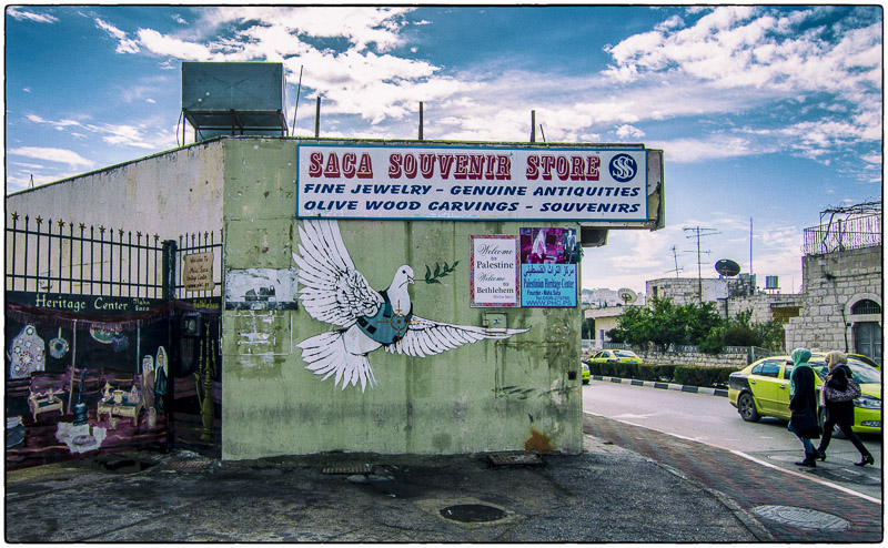 Bethlehem-Banksy Peace Dove